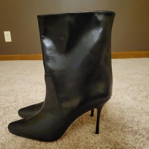 Stuart Weitzman Snocbootie 10